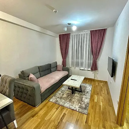 Amarilis アパート コパオニク